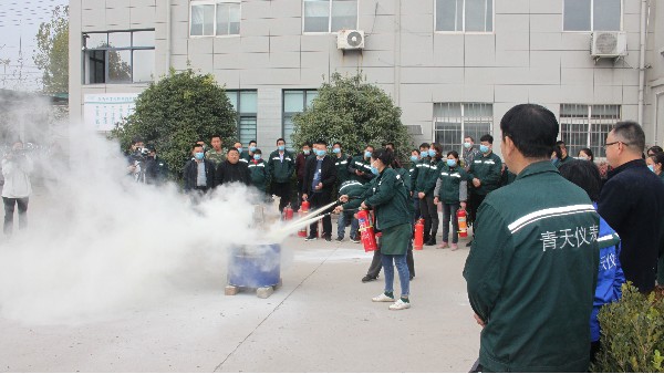 好博官方网站加强安全意识，全体员工进行消防演练